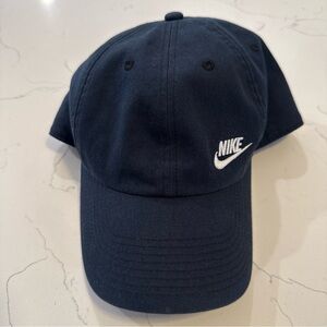 Nike Active Hat Cap Strap Back Blue One Size Casual Dad Swoosh